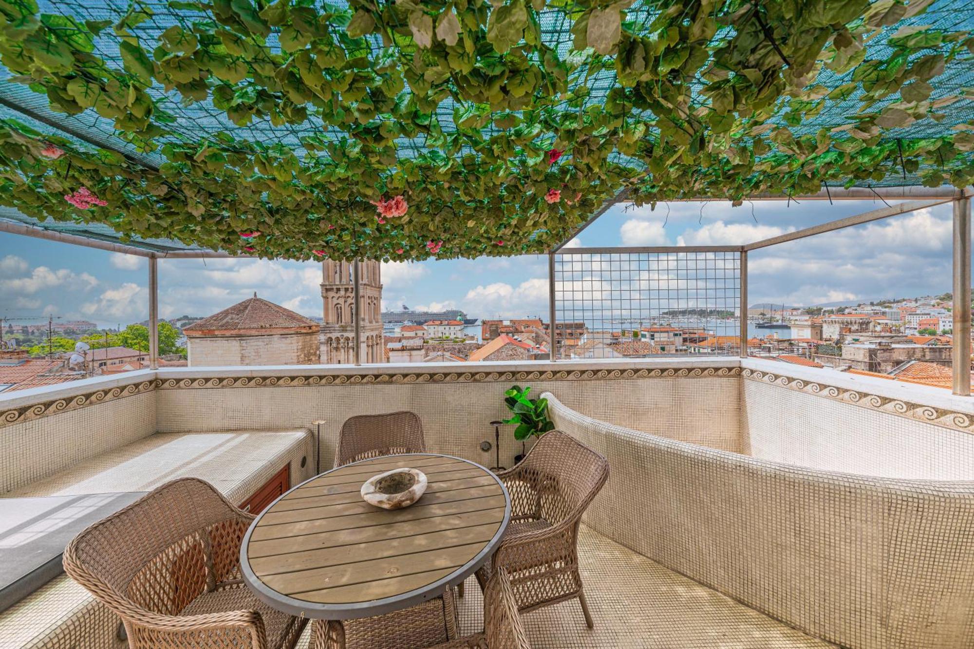 Appartement Augubio Penthouse à Split Extérieur photo