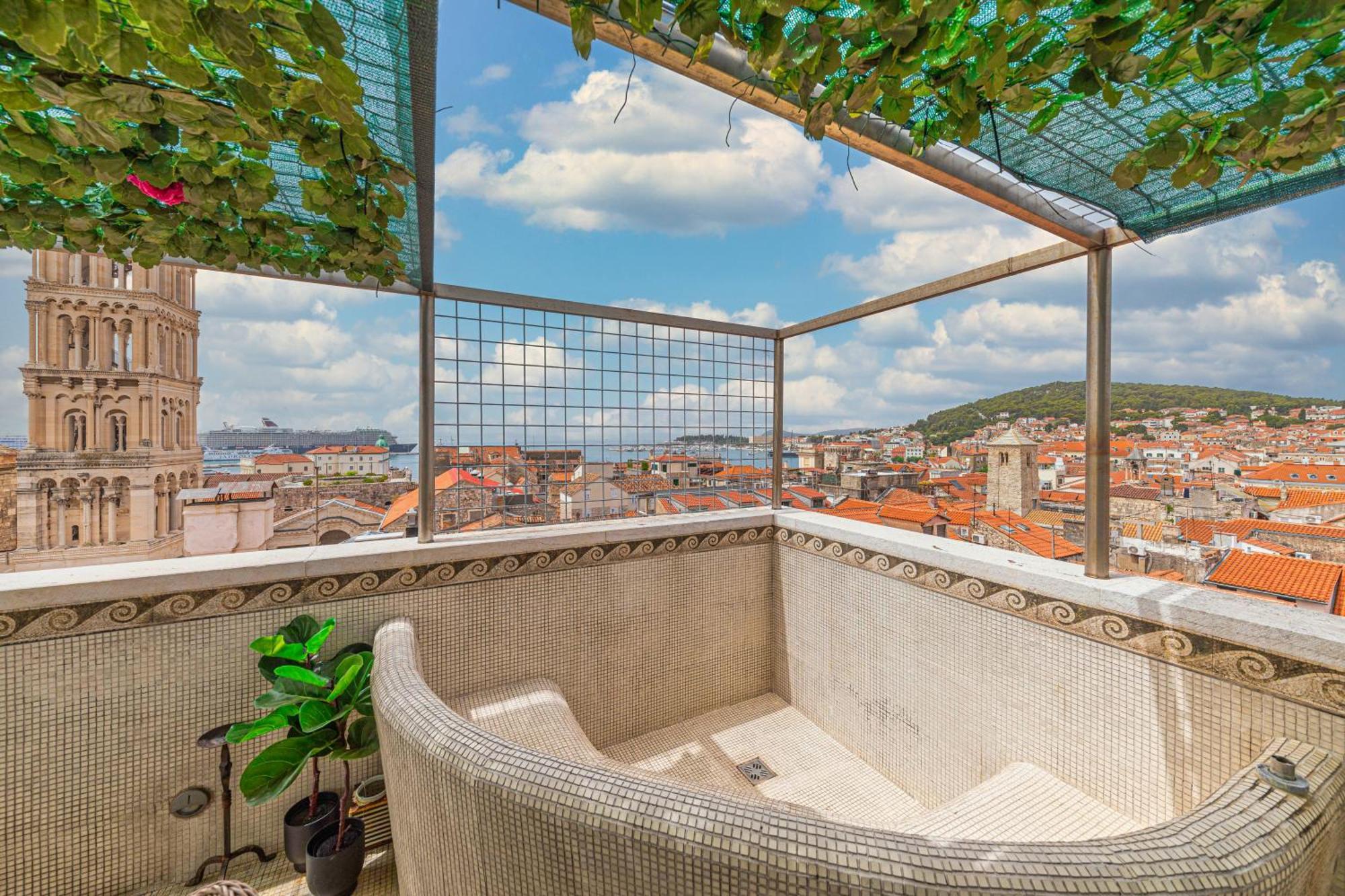 Appartement Augubio Penthouse à Split Extérieur photo